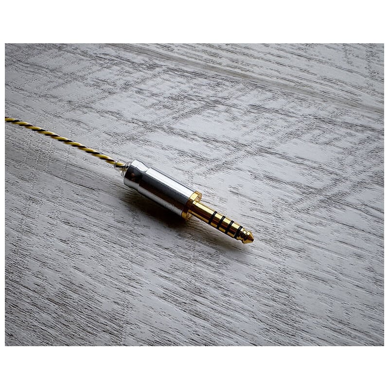 Harvest Moon / 4.4mm 5極 AEC製金メッキプラグ / MMCX / ロゴ＆イヤーコネクタアートワーク ホワイトムーンストーン装飾