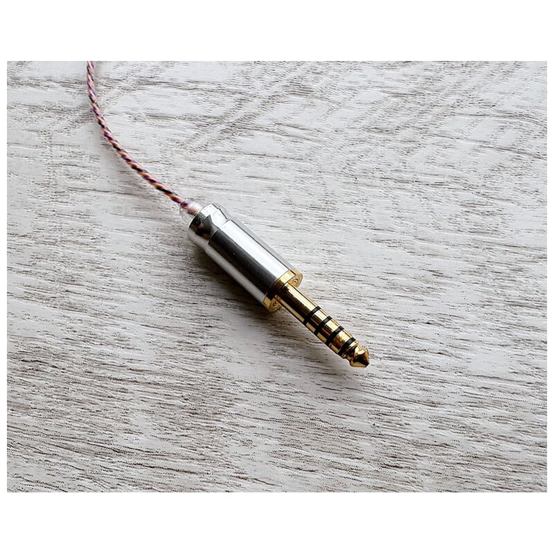 Halloween Lily / 4.4mm 5極 AEC製金メッキプラグ / qdc / ロゴ＆イヤーコネクタアートワーク