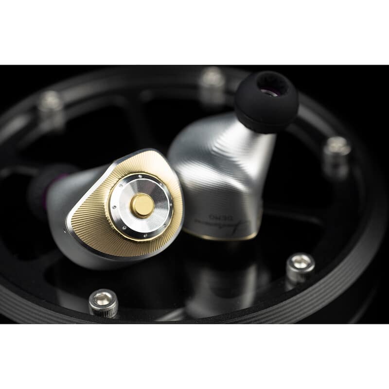 SPECTRUMICA(2025年11月15日発売予定)