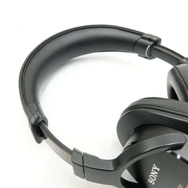 MDR-M1ST