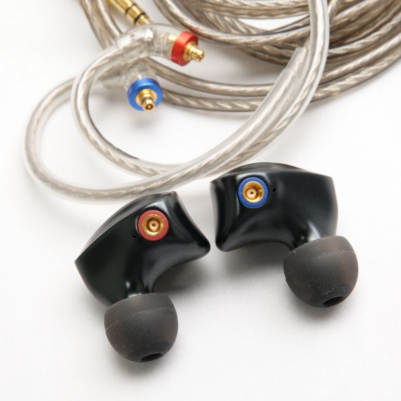 FH3 Black [FIO-IEM-FH3-B]