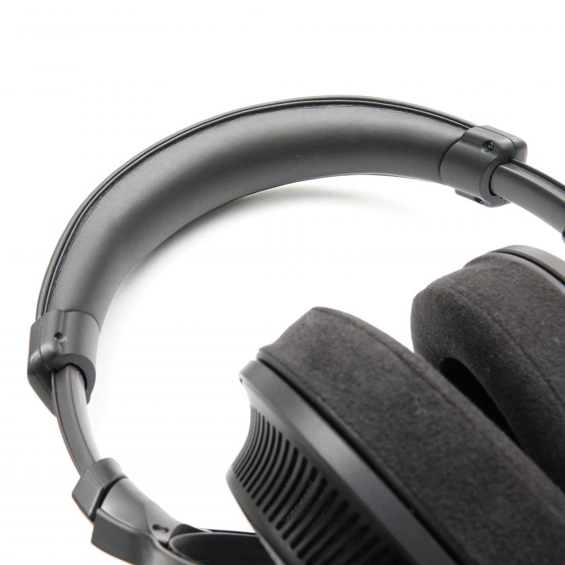 MDR-MV1