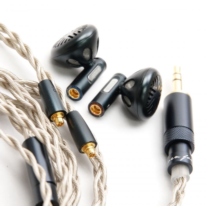 FF5 Black [FIO-IEM-FF5-B]