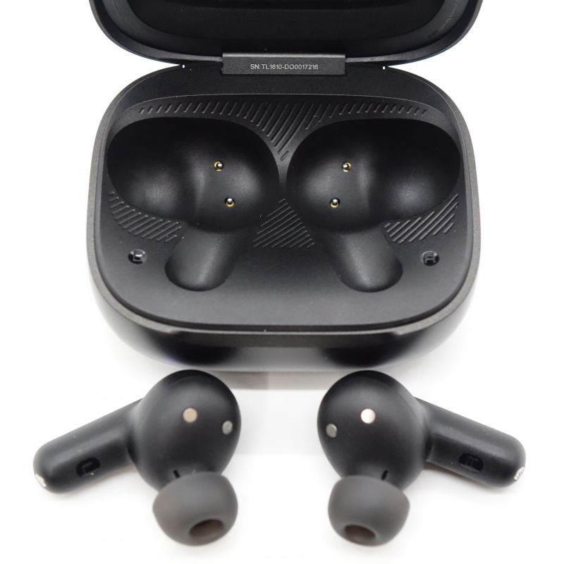 未使用新品　JBL live beam 3 BLACK JBL Live Beam 3 | True wireless noise-cancelling closed