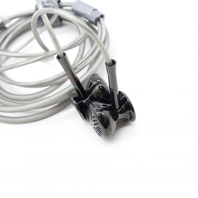 FF3 Black [FIO-IEM-FF3-B]