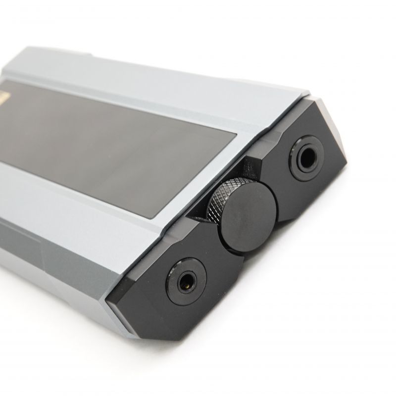 Q15 Titanium [FIO-Q15-T]