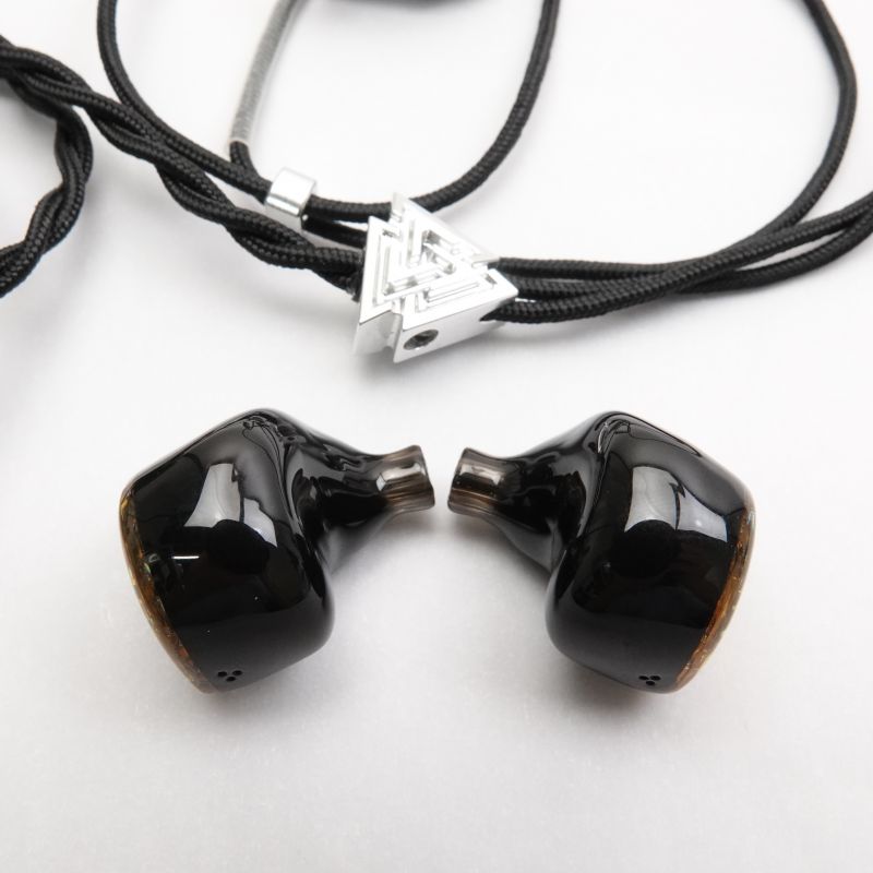 【中古】Empire Ears Odin Universal Fit Empire Ears ODIN (Universal fit) 中古 240001194107｜フジヤ