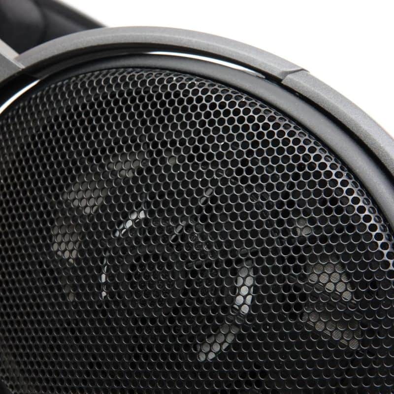 HD600