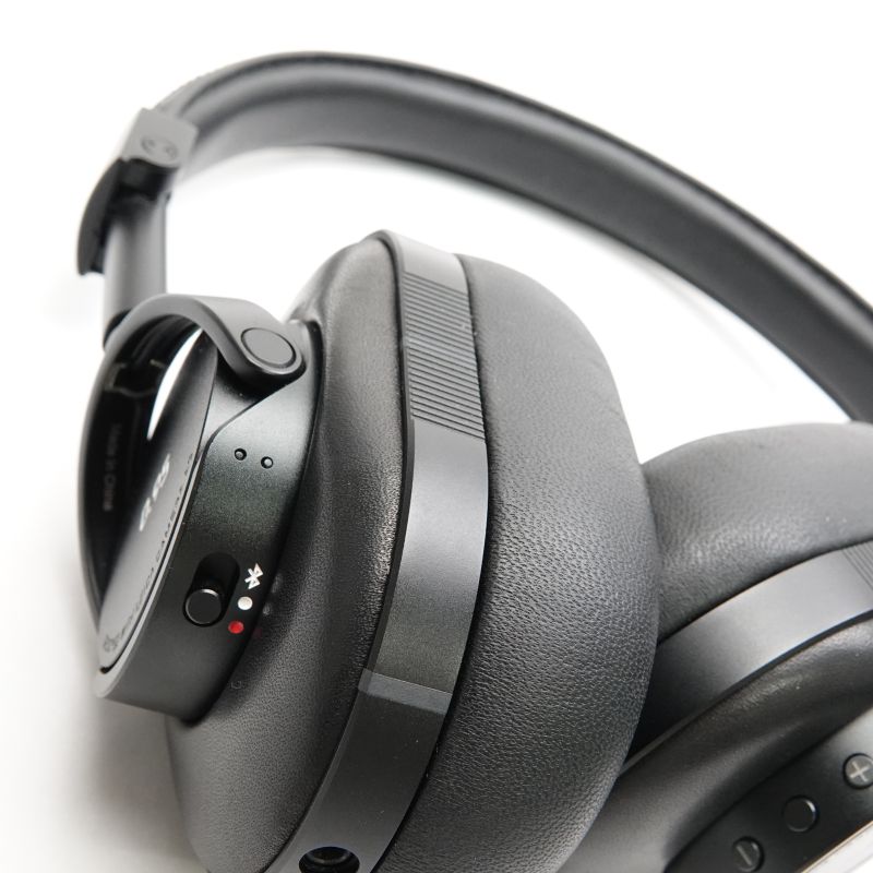MW60B LEICA Black
