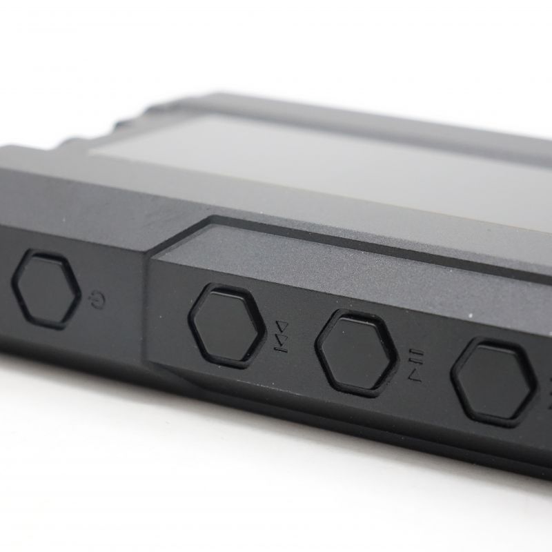 Q15 Black [FIO-Q15-B]
