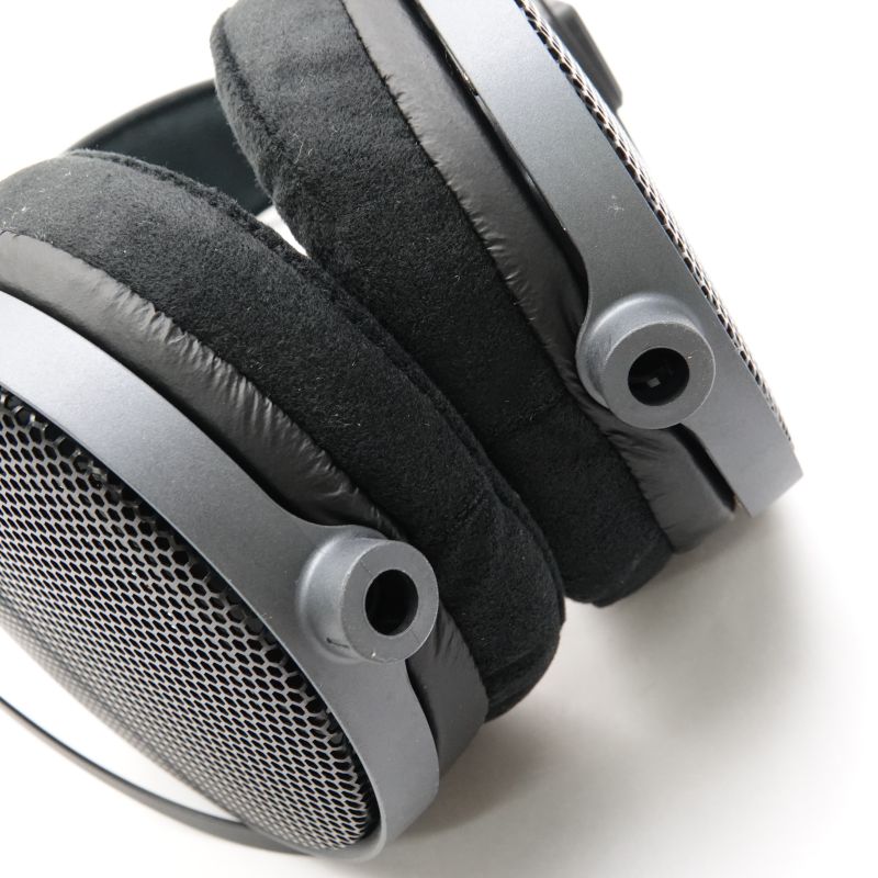 ATH-R70xa