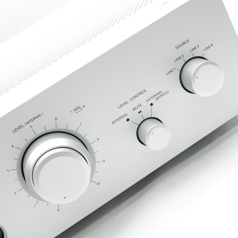 SRM-T8000