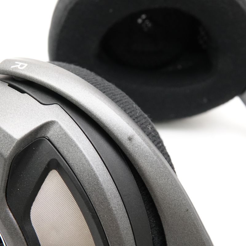 HD700