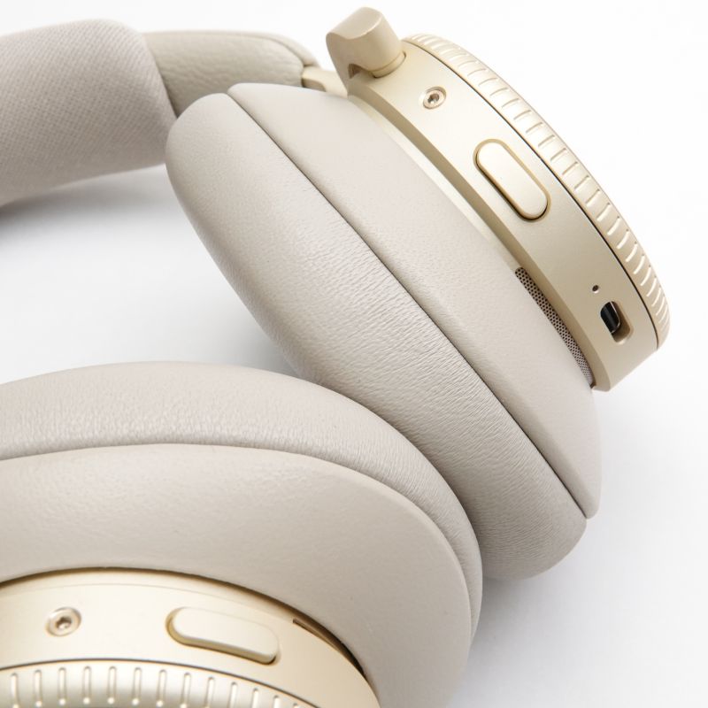 Beoplay H100 Hourglass Sand