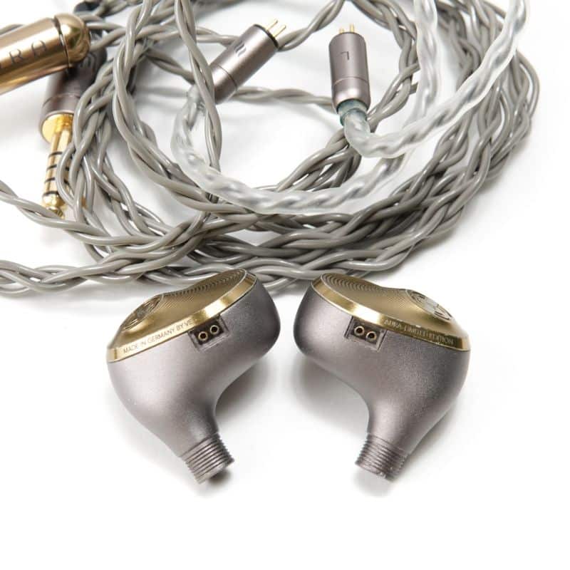 AURA [2400012074651]