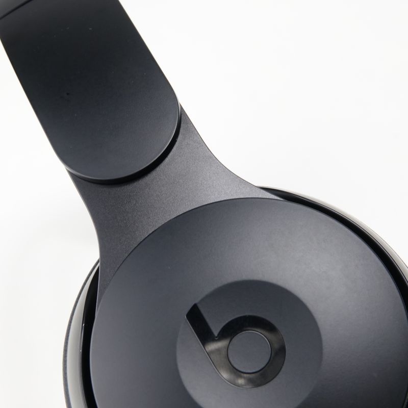 Beats Solo Pro ブラック [MRJ62FE/A]