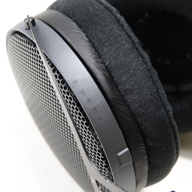 ATH-R70xa