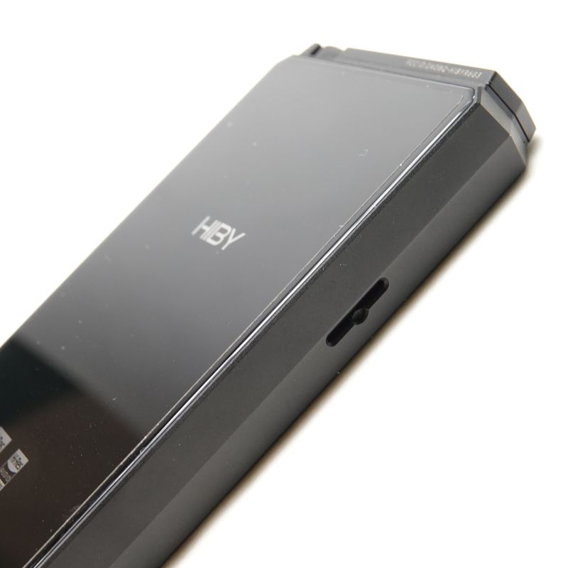 R6 III Black