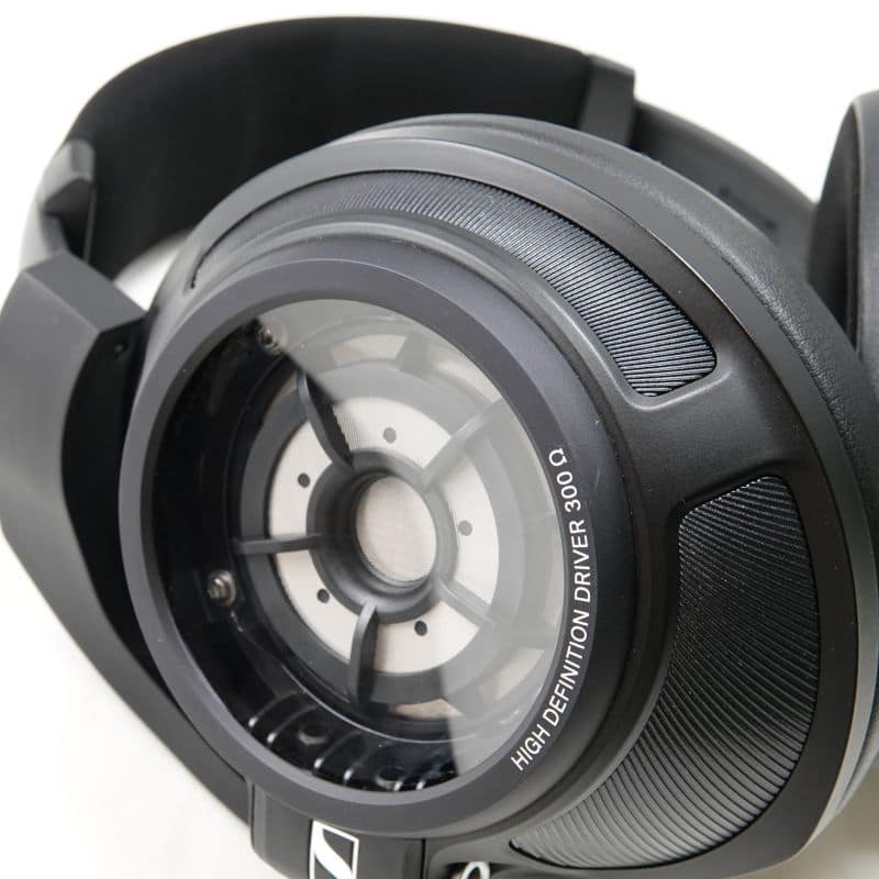 HD 820