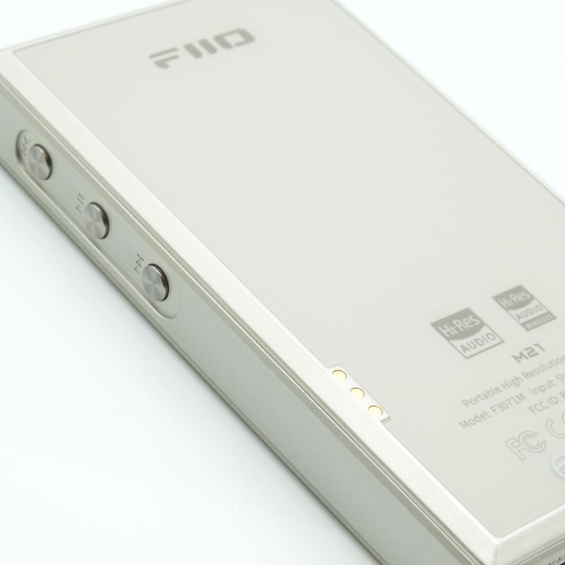 FIIO M21 Titanium Gold 美品 中古 おまけ付き FIIO M21 Titanium Gold [FIO-M21-G] AB+ランク 中古｜フジヤエービック