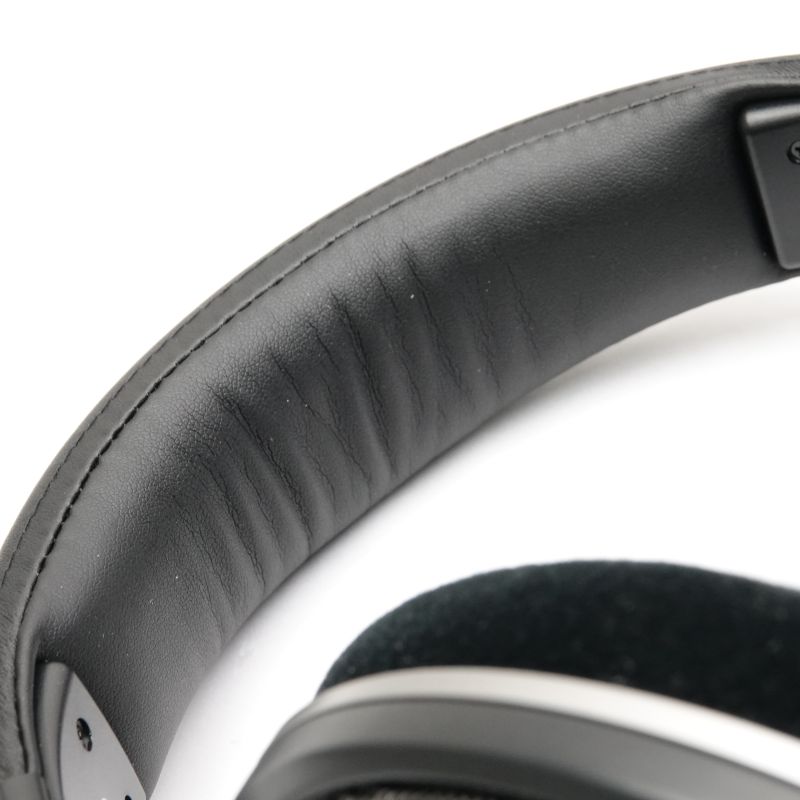 HD 550