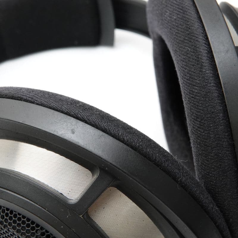 HD 800 S