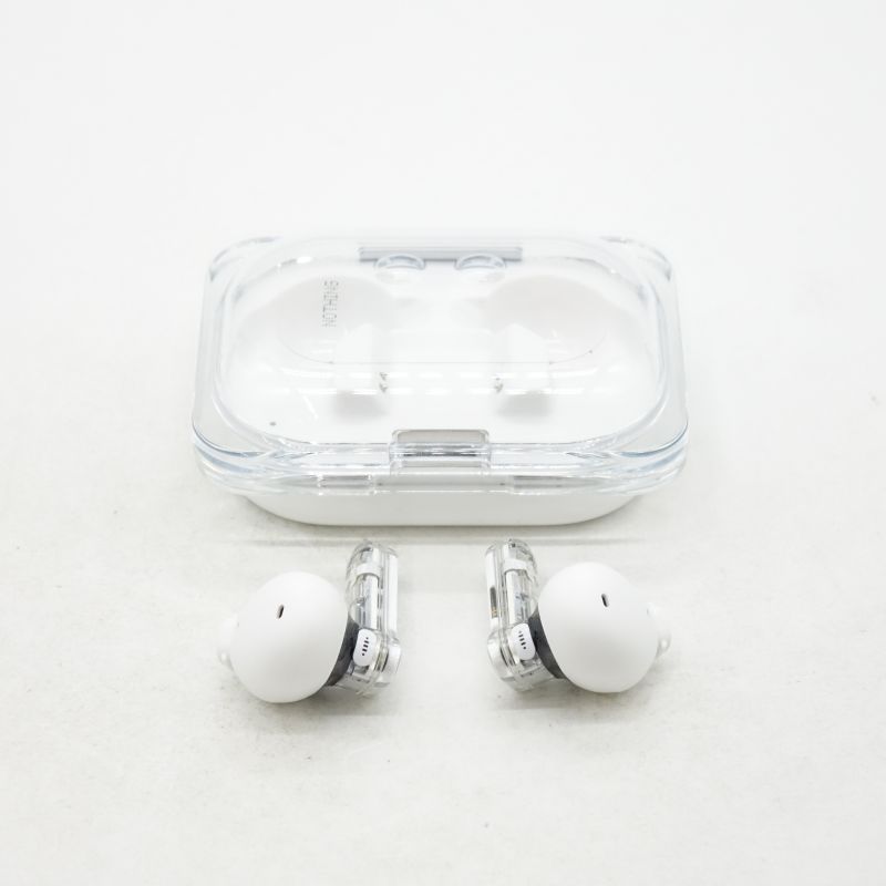 ear (a) ホワイト