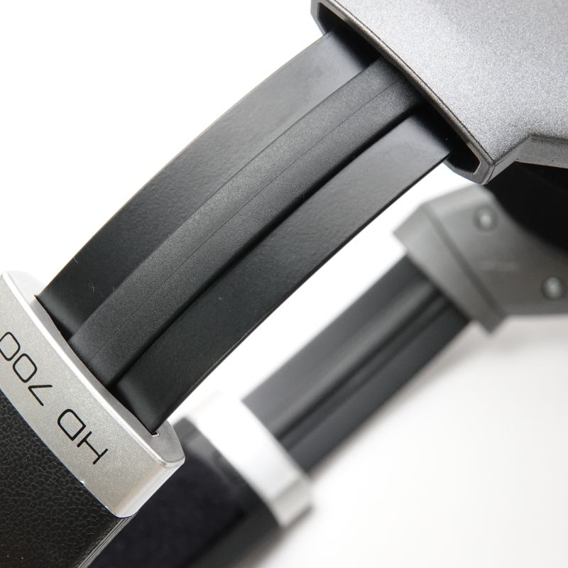 HD700