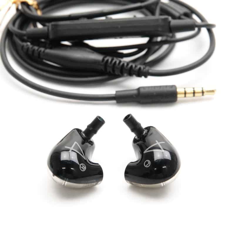 AONIC 4 [SE42HYBK+UNI-A]