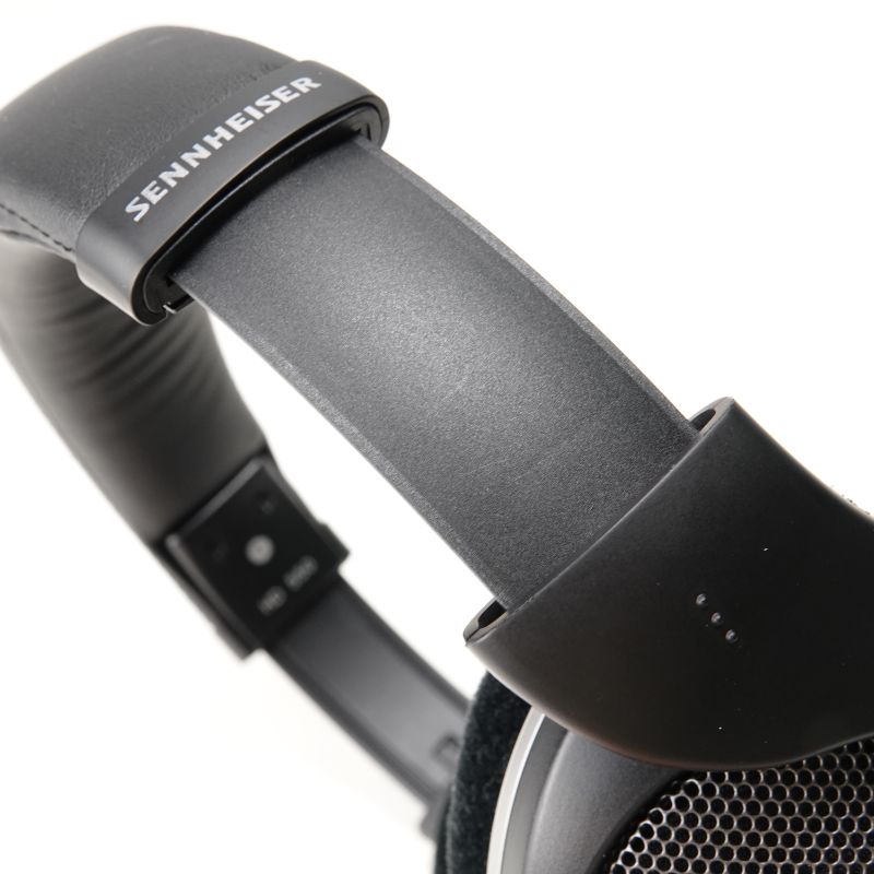 HD 550
