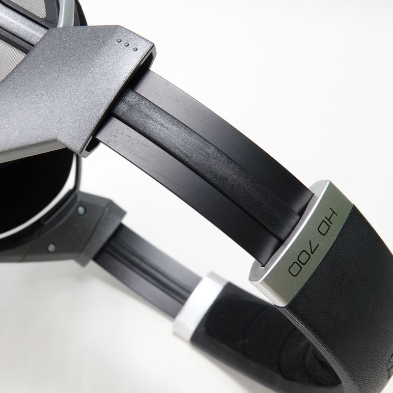 HD700