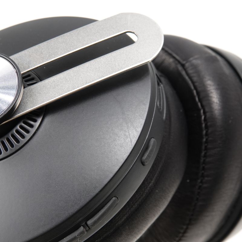 MOMENTUM Wireless Black [M3AEBTXL Black]