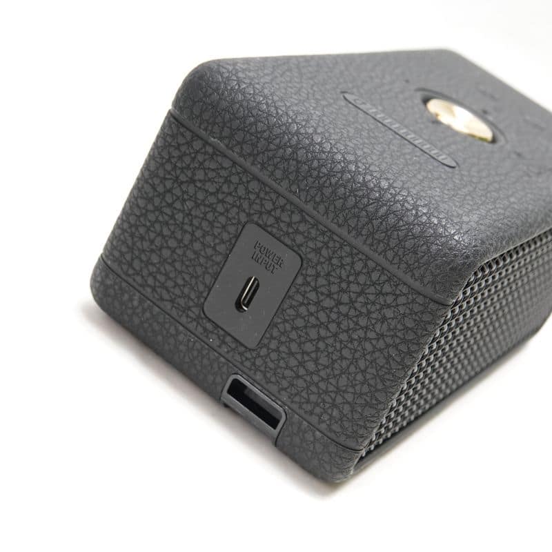 EMBERTON III BLACK&BRASS