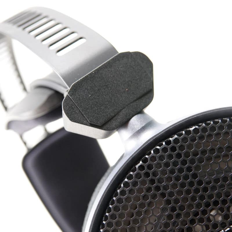 ATH-R70x