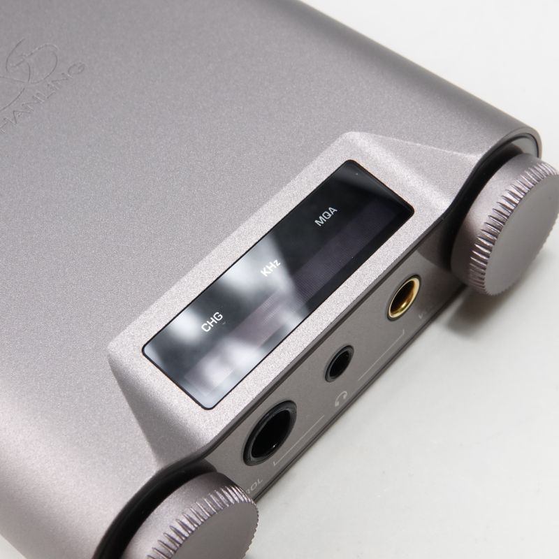 H7 Titanium(チタニウム)