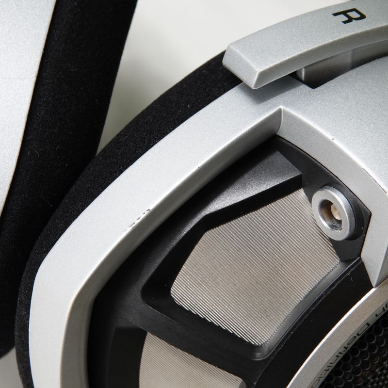 HD800