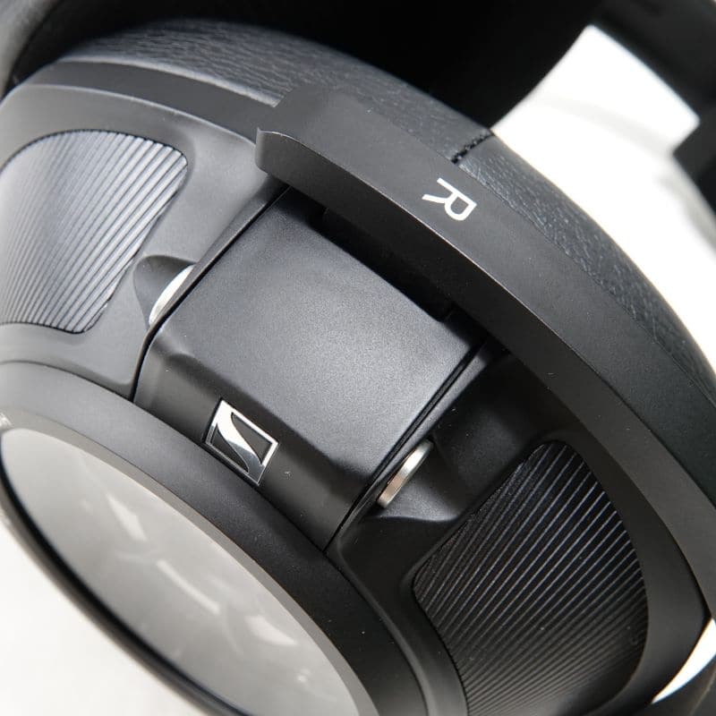 HD 820