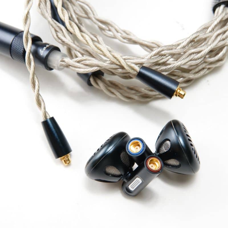 FIIO FF5 Black [FIO-IEM-FF5-B] AB+ランク 中古｜フジヤエービック