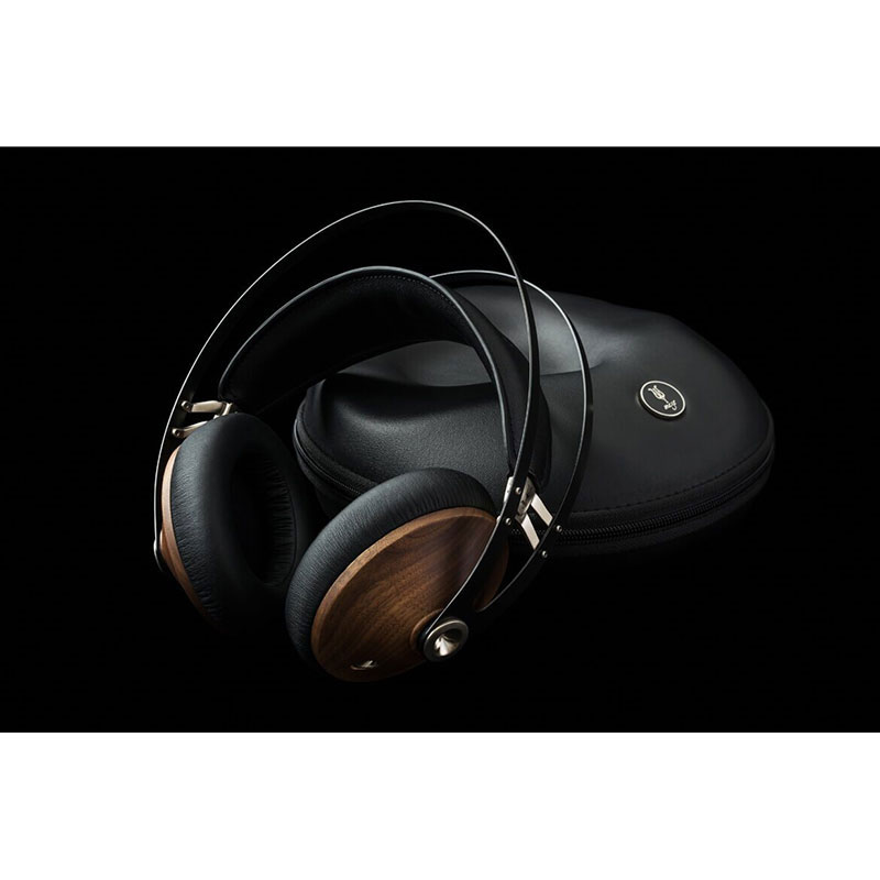 MEZE AUDIO 99 CLASSICS WALNUT SILVER