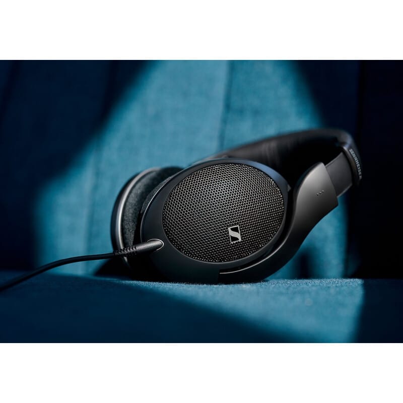 HD 550