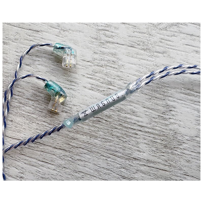 Antarctica Thawed / 4.4mm 5極 トープラ販売製黄銅材 銀メッキプラグ / qdc / ロゴ＆イヤーコネクタアートワーク カルセドニー装飾