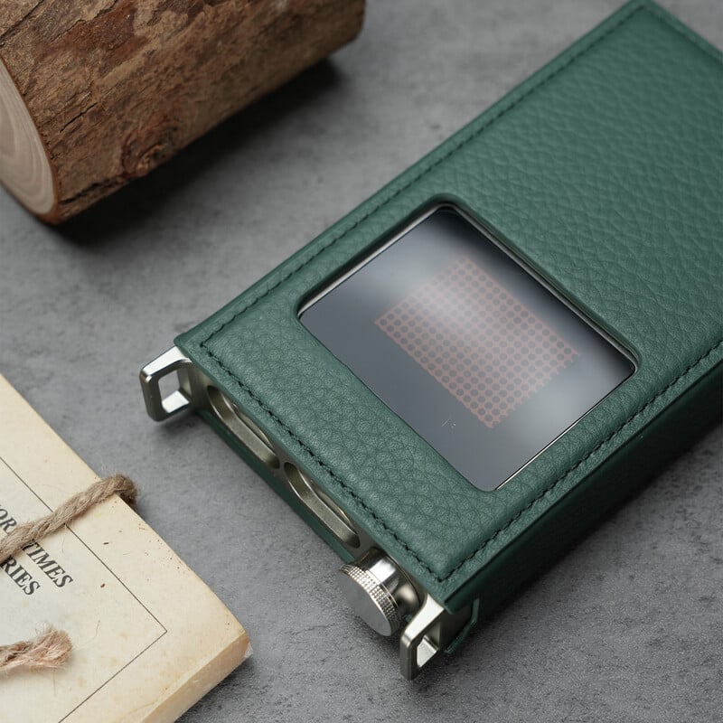 PB6 専用レザーケース(2026年4月10日発売予定)