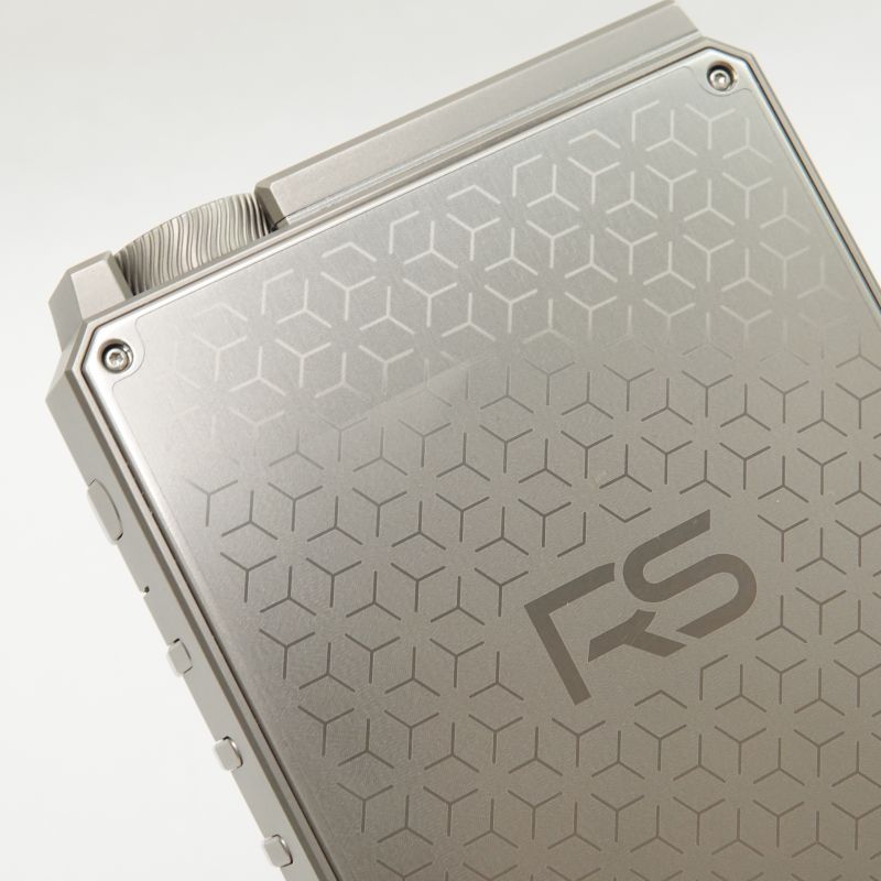 RS8