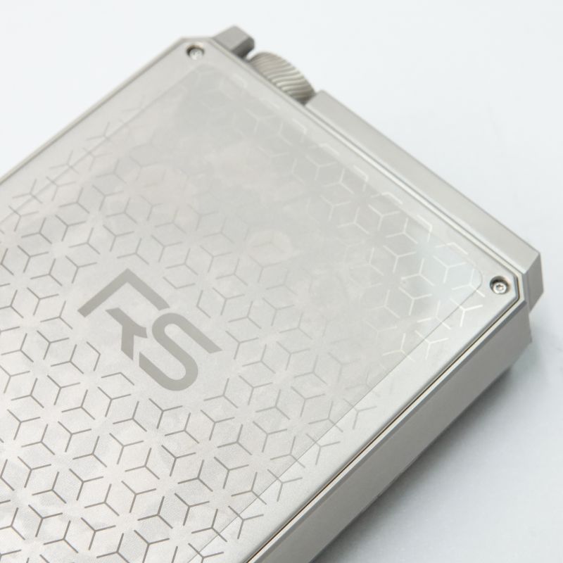 RS8