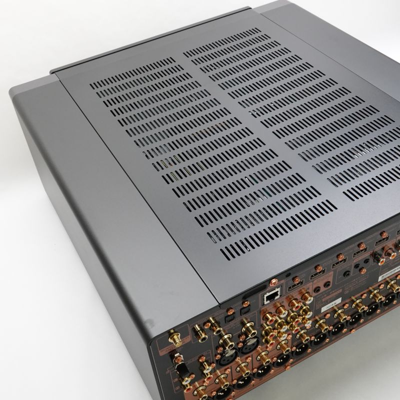AV10/FB