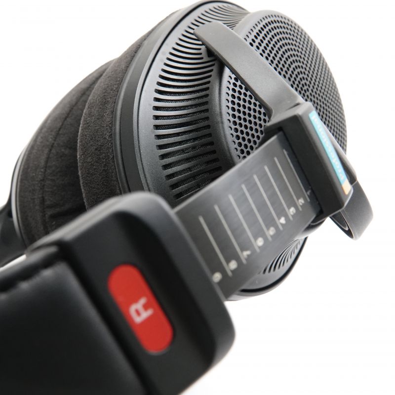 MDR-MV1
