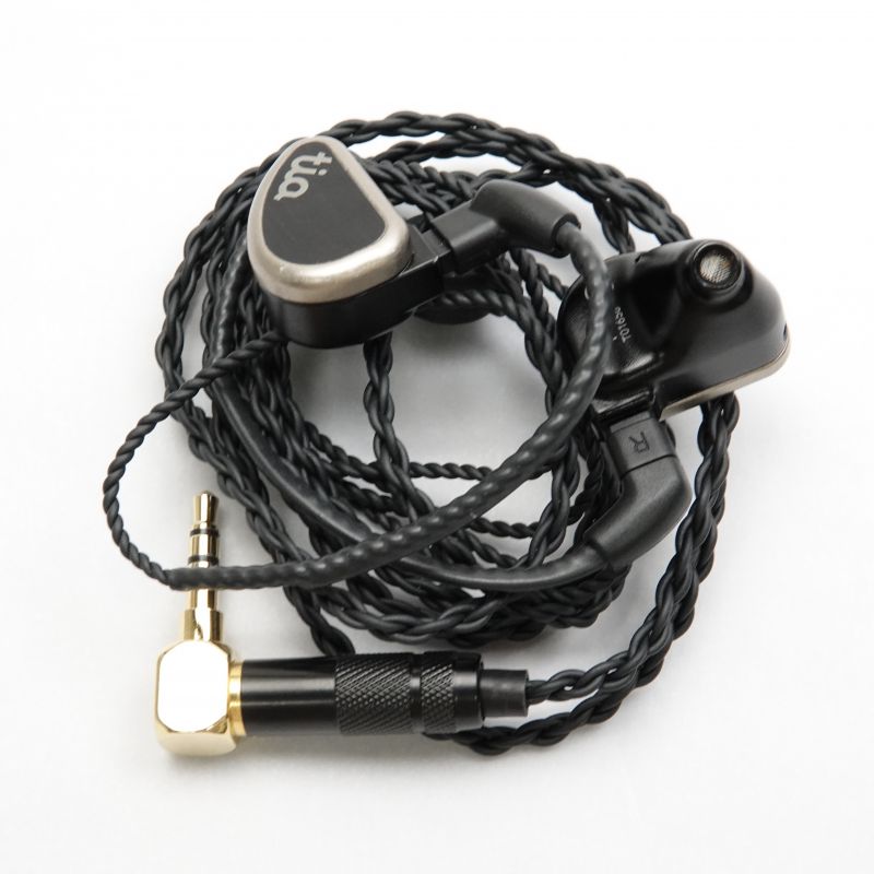 本体のみ 64 Audio tia trio イヤホン（64 Audio - Tia Trió