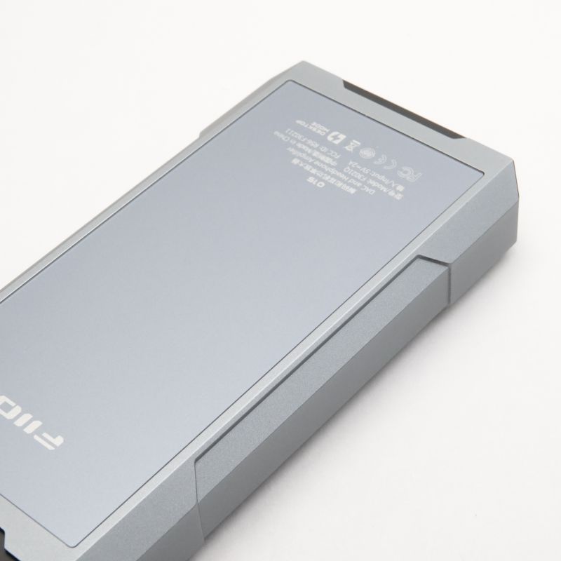 Q15 Titanium [FIO-Q15-T]