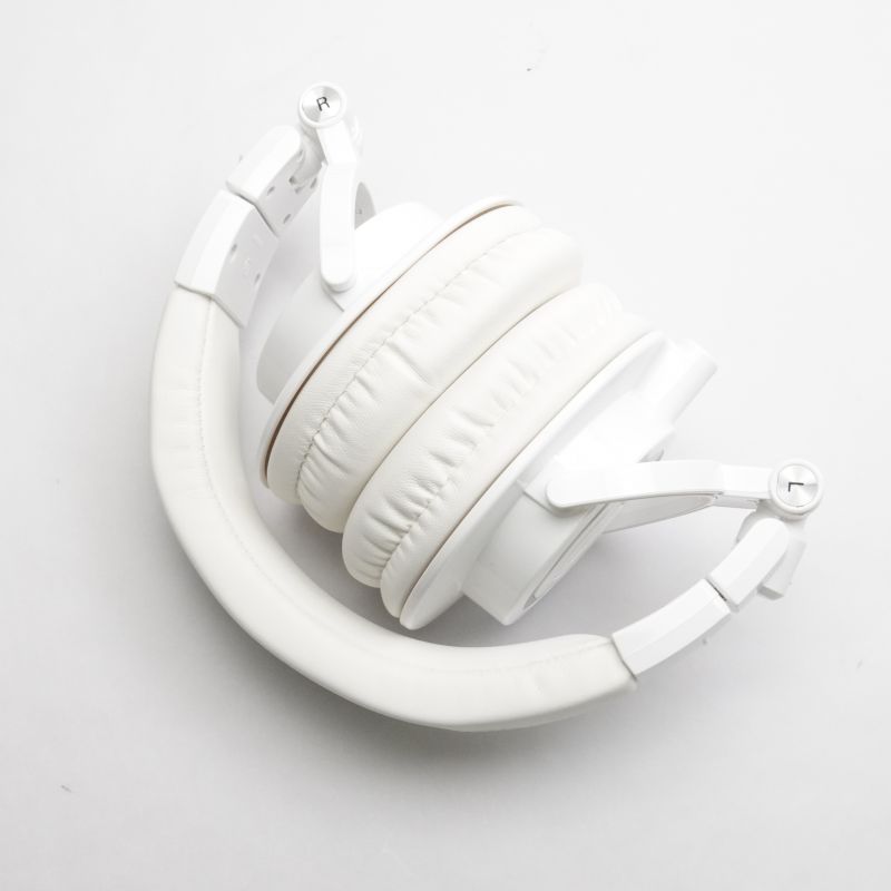新品｜audio-technica ATH-M50x ホワイト 送料込 Amazon.com: Audio-Technica ATH-M50x Professional Monitor