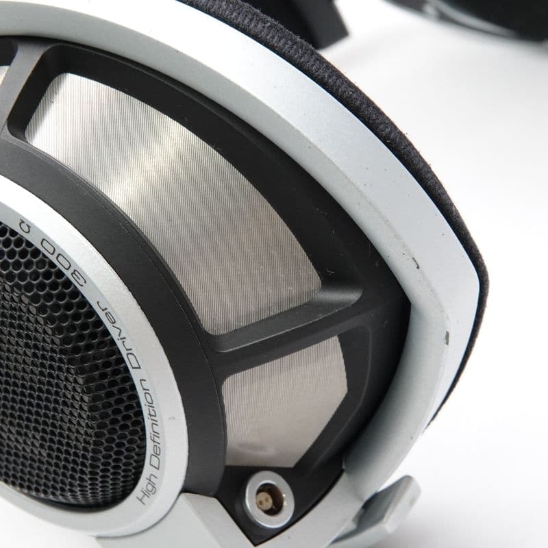 HD800